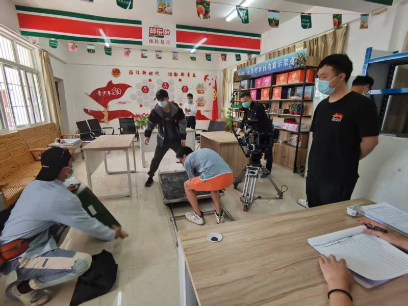 高密市广告片拍摄公司：极简主义践行者，少即是多的视觉哲学